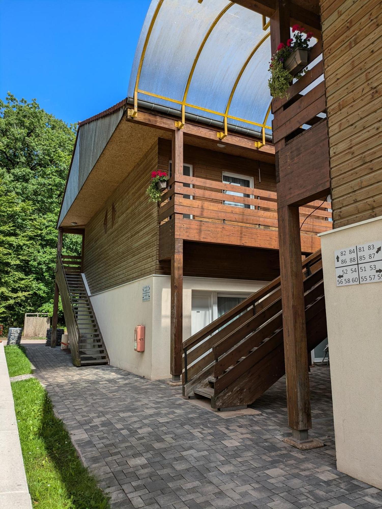 Studio Rez De Chaussee Avec Terrasse Centre Thermal Et Touristique - Casa Amnéville Εξωτερικό φωτογραφία